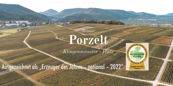 Weingut Porzelt „Best organic white wine des Jahres 2022“ Mundus Vini Biofach und „Erzeuger des Jahres – national – 2022“